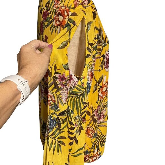 AGB Mustard Floral Print Cold Shoulder Blouse - Picture 4 of 13